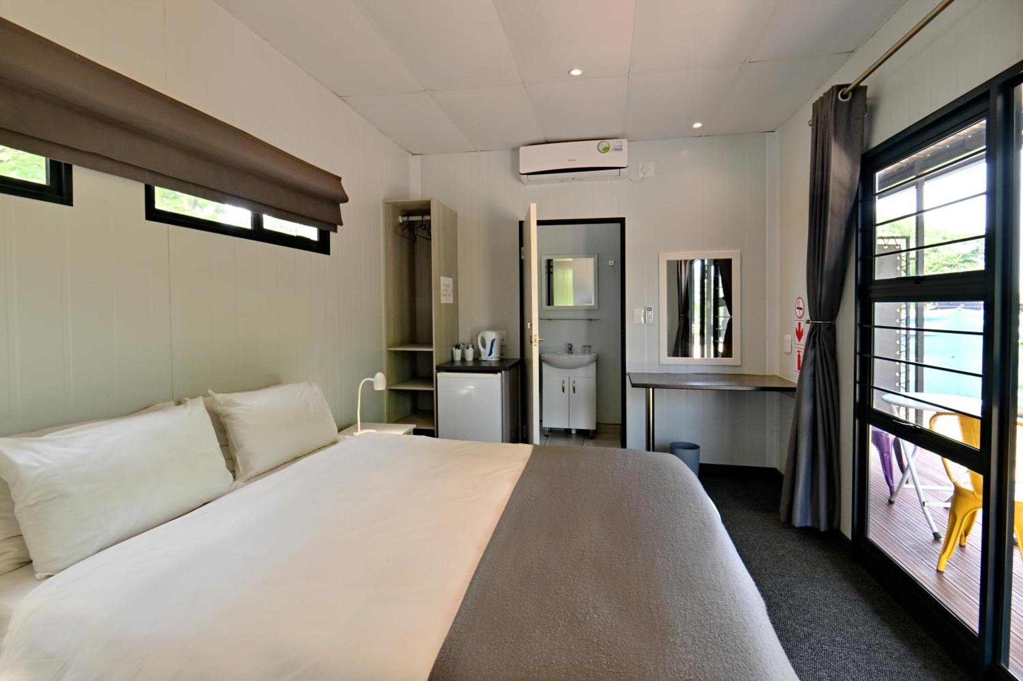 Sleepover Коматіпурт Номер фото